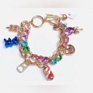 BETSEY JOHNSON BRACELET